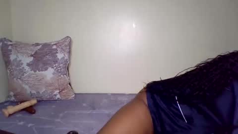 candy online show from 05-11-26, 07:33