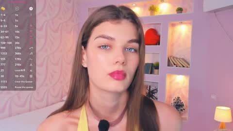 Snapshot of candy_flo chatting on 04-10-26, 07:02 Flora online show from 04-10-26, 07:02