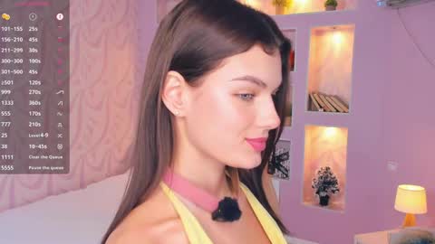 Snapshot of candy_flo chatting on 04-16-26, 07:09 Flora online show from 04-16-26, 07:09