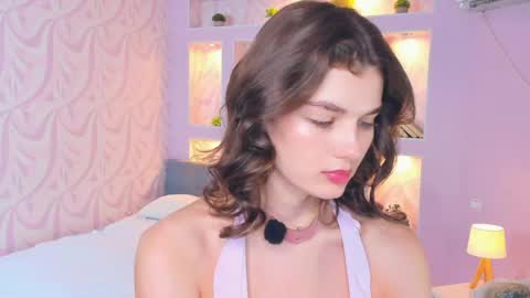 Snapshot of candy_flo chatting on 04-30-26, 07:04 Flora online show from 04-30-26, 07:04