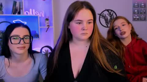 candy flossie1 online show from 01-11-26, 07:19