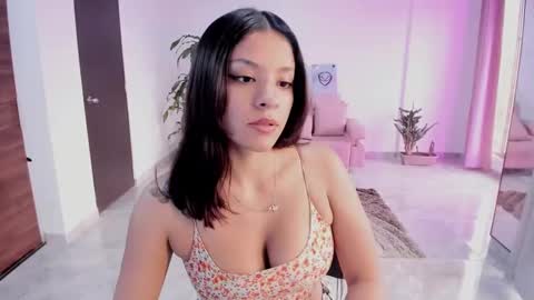 candy_fox_19 online show from 09-23-25, 07:50