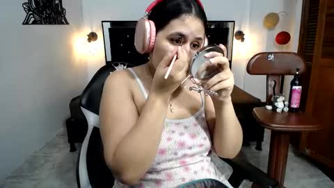 Snapshot of candy_hairy chatting on 02-02-25, 02:27 candy online show from 02-02-25, 02:27