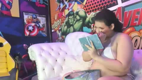 Snapshot of candy_hairy chatting on 11-22-25, 03:05 candy online show from 11-22-25, 03:05