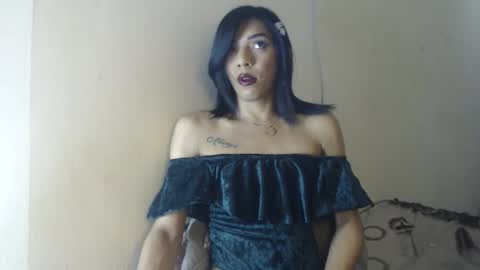 candy_hot_trans online show from 03-05-25, 11:49