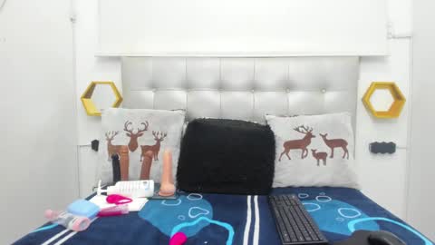 Snapshot of candy_hotsexxxx chatting on 12-07-24, 02:53 candy_hotsexxxx online show from 12-07-24, 02:53
