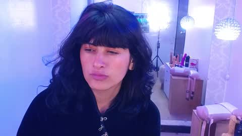 Candy online show from 01-11-25, 08:43