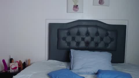 Candy online show from 02-24-25, 02:58