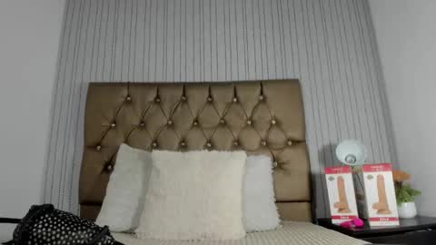 candy mery online show from 10-27-25, 07:07