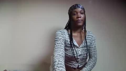 Snapshot of candy_pot chatting on 10-16-25, 04:57 candy pot online show from 10-16-25, 04:57