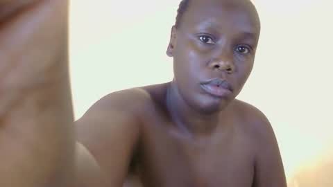 candy online show from 05-01-26, 12:43