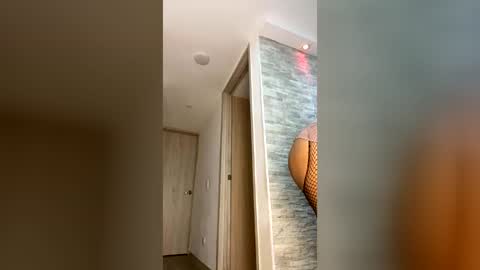 candy_queen81 online show from 06-14-26, 10:17
