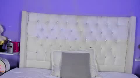 Candy  online show from 07-01-26, 07:35