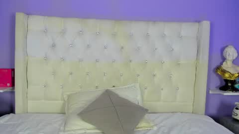 Candy  online show from 07-04-26, 07:31