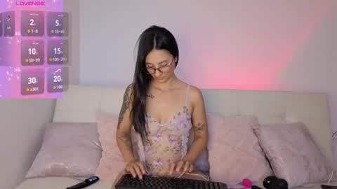 Scarlett online show from 09-17-25, 02:46