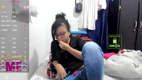 candy_val online show from 09-25-25, 07:01