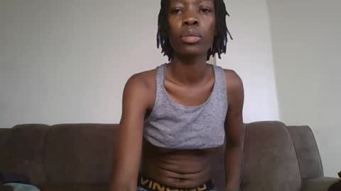 Snapshot of candy_vibe chatting on 10-05-25, 07:39 candy_vibe online show from 10-05-25, 07:39