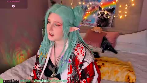 Mary online show from 03-19-26, 01:31