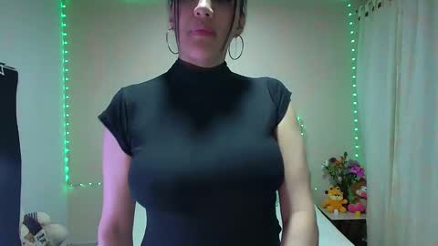 CANDYCARSON online show from 02-26-25, 06:15