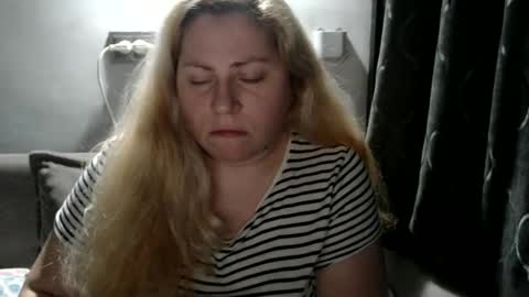 Laura online show from 01-12-25, 07:10