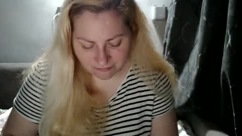 Laura online show from 01-15-25, 05:37