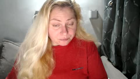 Laura online show from 01-16-25, 07:31