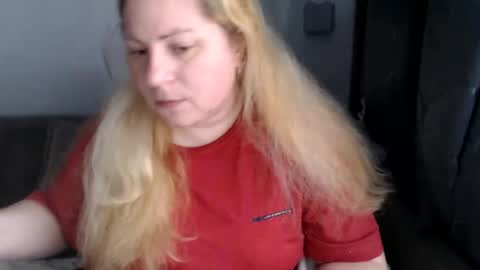 Laura online show from 01-17-25, 10:22