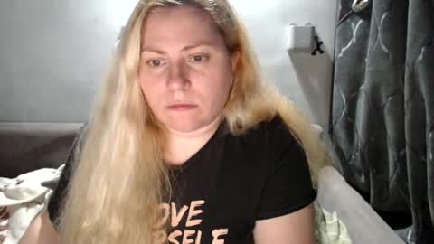 Laura online show from 01-20-25, 07:04