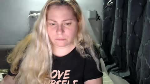 Laura online show from 01-21-25, 11:13