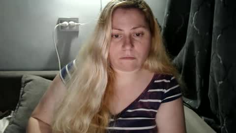 Laura online show from 01-23-25, 01:51