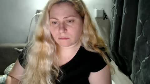 Laura online show from 01-26-25, 11:39