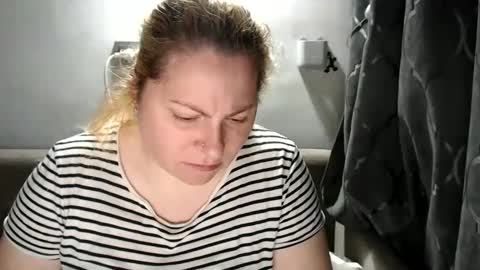 Laura online show from 01-31-25, 06:14