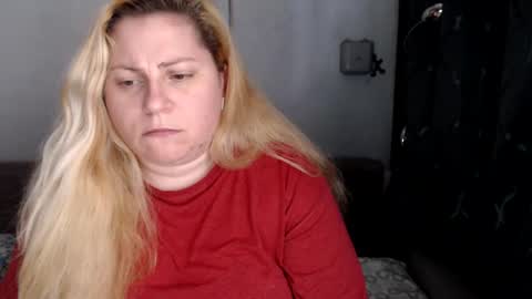 Laura online show from 02-11-25, 12:27