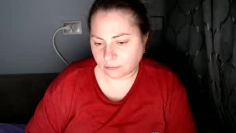 Laura online show from 09-25-25, 01:26