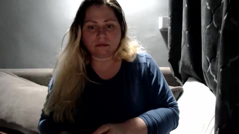 Laura online show from 04-30-26, 08:57