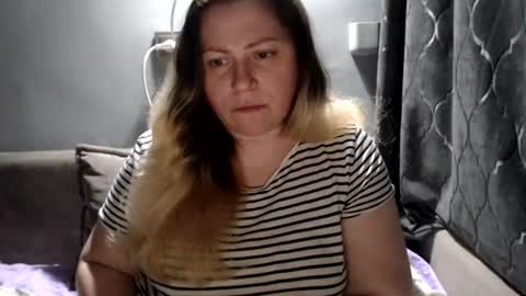 Snapshot of candycream74 chatting on 07-23-26, 08:29 Laura online show from 07-23-26, 08:29