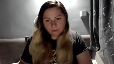 Snapshot of candycream74 chatting on 07-29-26, 06:39 Laura online show from 07-29-26, 06:39