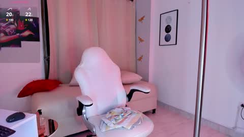 Candy online show from 01-24-25, 11:02