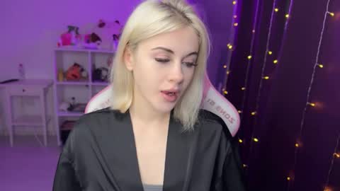 You can call me HH online show from 10-18-25, 08:20