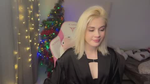 You can call me HH online show from 01-08-26, 07:05