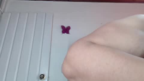 Snapshot of candyhottetiana chatting on 11-18-25, 01:04 tatiana online show from 11-18-25, 01:04