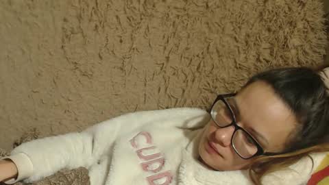 say meow and send tips  online show from 01-26-25, 08:13