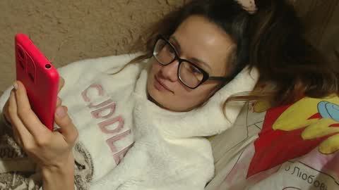 say meow and send tip  online show from 01-25-25, 06:35