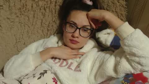 say meow and send tip  online show from 02-09-25, 01:22