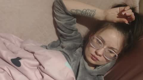 say meow and send tip  online show from 03-21-26, 12:48