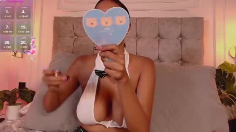 Snapshot of candylips4 chatting on 07-29-26, 12:14 Candy online show from 07-29-26, 12:14
