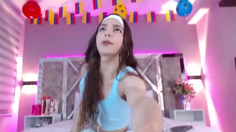 candyluxury_ online show from 06-12-26, 12:15