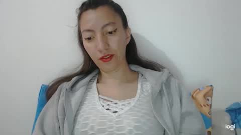 Snapshot of candymilfff chatting on 01-30-25, 12:27 candymilfff online show from 01-30-25, 12:27