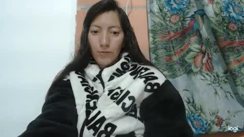 Snapshot of candymilfff chatting on 03-05-25, 02:36 candymilfff online show from 03-05-25, 02:36