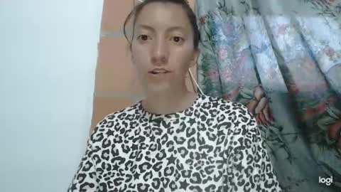 Snapshot of candymilfff chatting on 03-08-25, 10:56 candymilfff online show from 03-08-25, 10:56